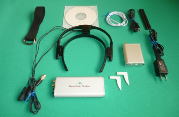 精度の高いポータブル脳波+心電計